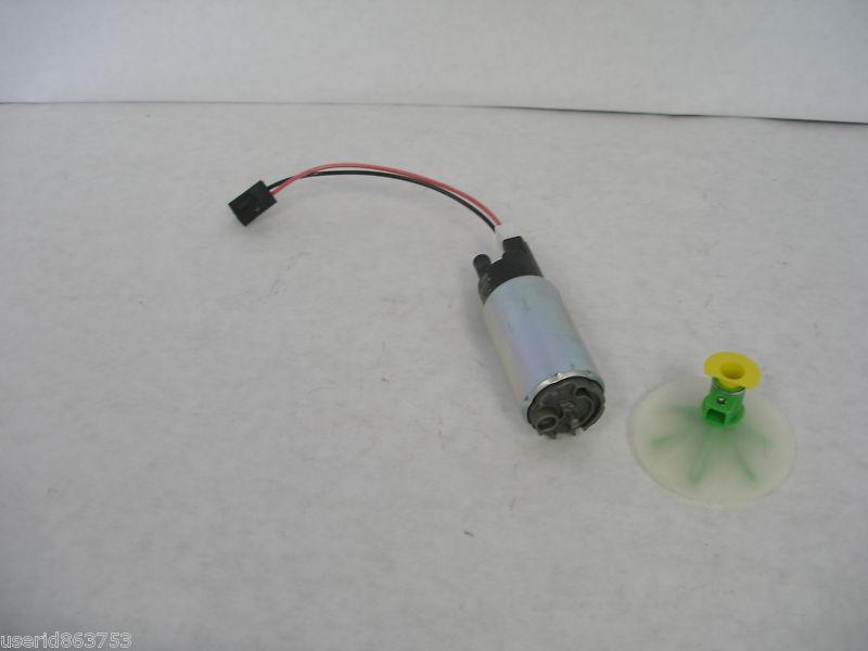 Toyota prius  fuel  pump  23221-22140