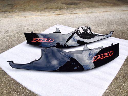 2006 2007 suzuki gsxr 750 600 rear side plastic fairings tail.