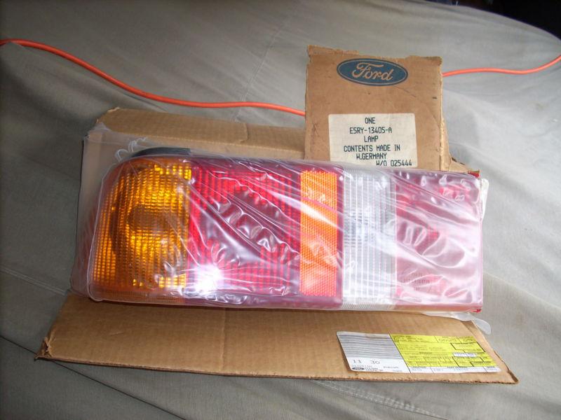 85 86 87 88 89 merkur xr4ti complete left tail light assm 