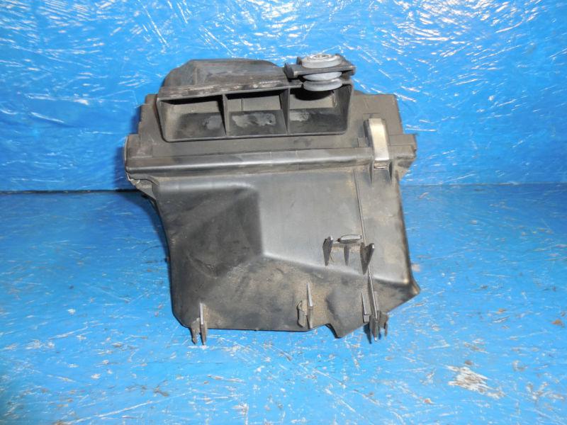 2001-2005 b5.5 volkswagen passat air intake box oem 3b0 133 837