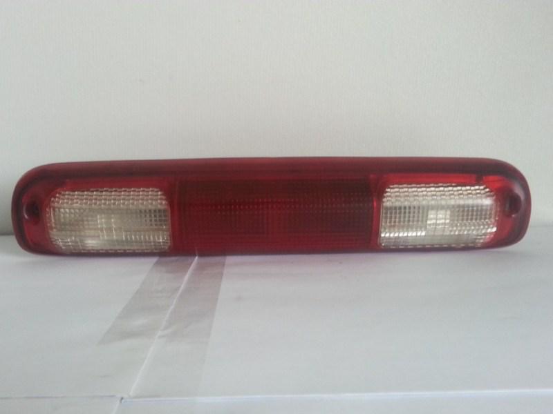 99 00 01 02 silverado oem 3rd brake light assembly complete! free shipping! 