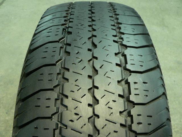 One nice goodyear wrangler sr-a, 235/70/16 p235/70r16 235 70 16, tire # 8939 q