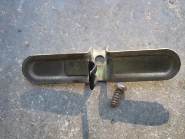 1986 honda vf500f intercepter - cdi hold down bracket