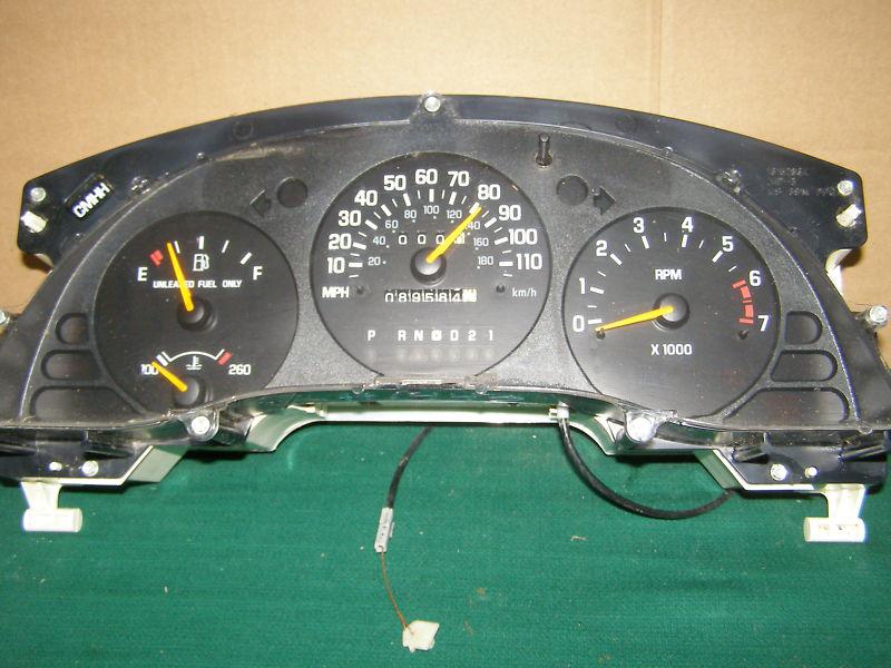 2000 2001 chevy lumina car speedometer cluster   90k