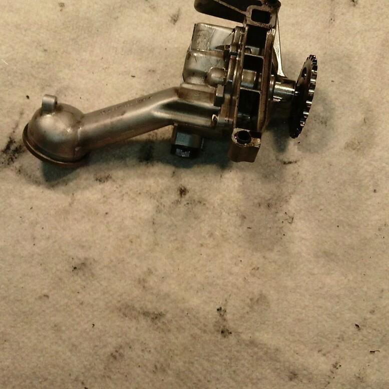 Mercedes diesel om603  3.5 oil pump, 603 181 0201