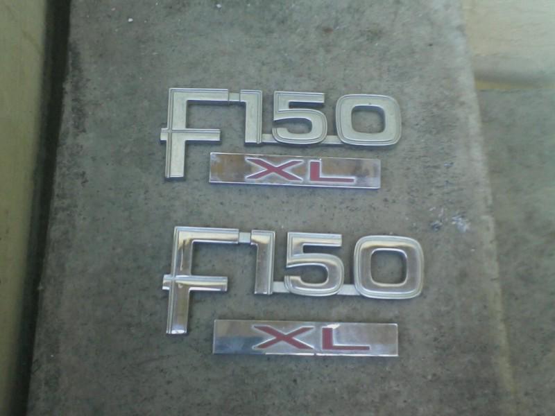 82-86 ford f-150 xl fender emblems