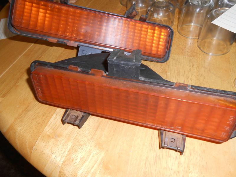 1982-88 s-10 & s-15 gm parking light assembly