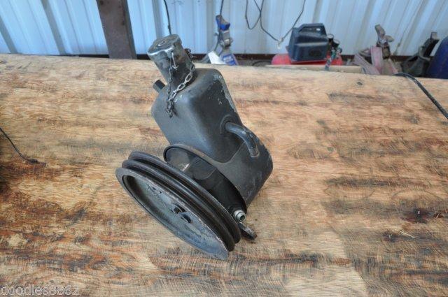 5 ton nhc 250 power steering pump m813 m800 2.5 ton m35a2  