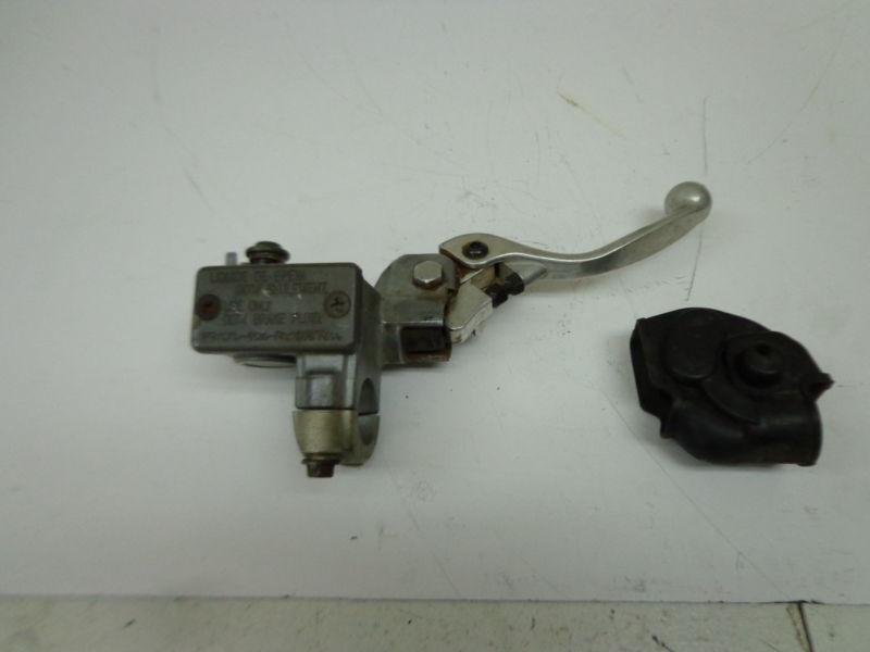 2001 yamaha wr250f yz250f 00 02 03 front brake master cylinder lever and perch