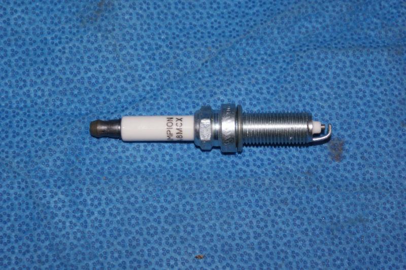 Champion spark plug rea8mcx