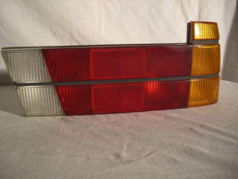 Alfa romeo milano or 75 passenger side taillight assembly right tail light