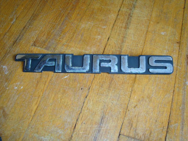 Ford "taurus" nameplate emblem badge