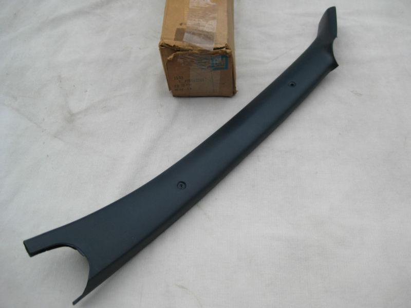 Nos elcamino monte carlo malibu cutlass grand prix regal windshield trim molding