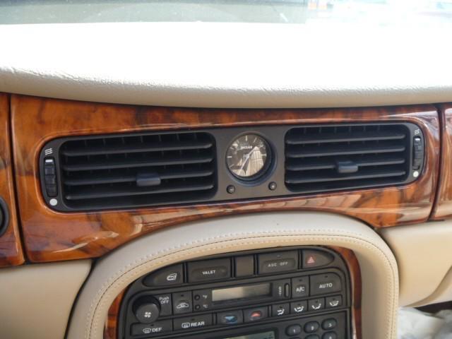 99 jaguar xj8 clock and dash trim bezel vents