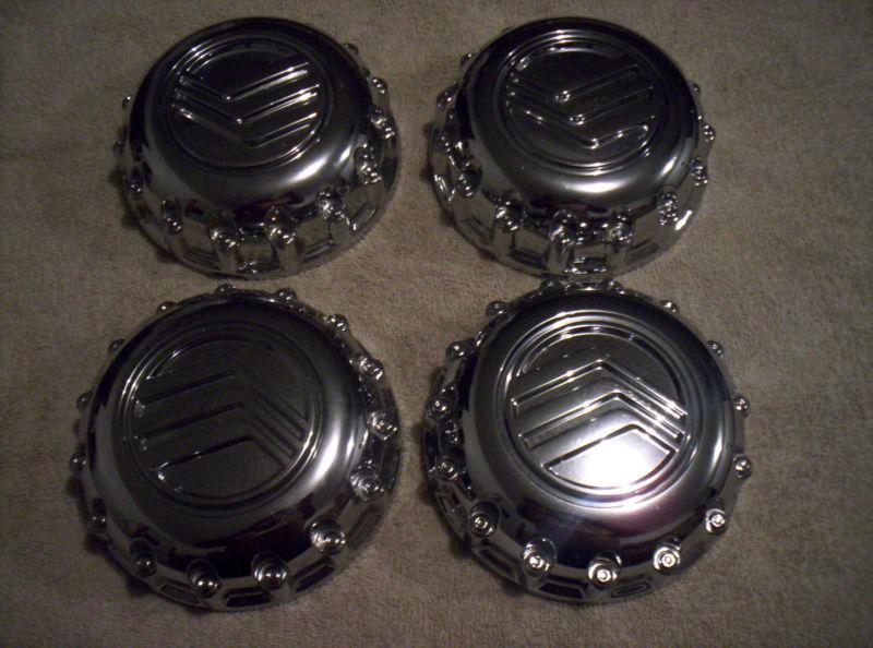 Set of 4 oem 97 98 99 00 01 mercury mountaineer center caps  no reserve !! 