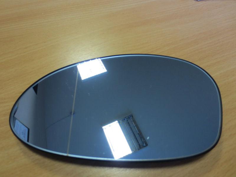 Bmw e90, e91, e92, e93, e87 oem mirror glass left with heated 51167145267