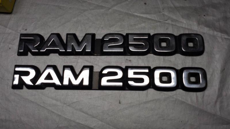 1994-2002 dodge ram 2500 door emblems