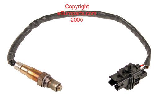 New bosch oxygen sensor - front 15667 volvo oe 9470983