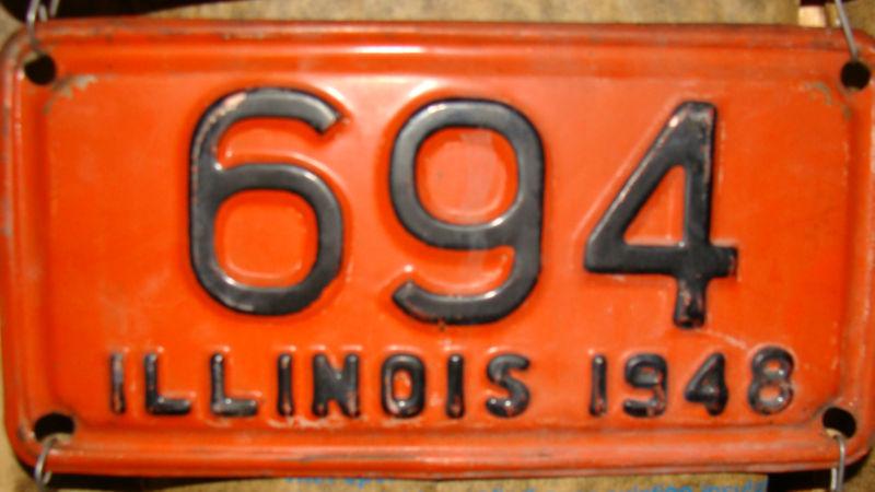 Vintage 1948 ill licence plate 