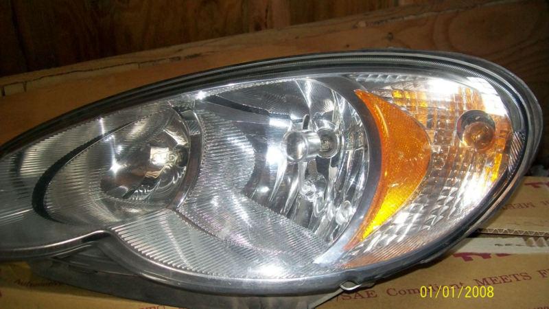 2006 - 2010 chrysler pt cruiser lh headlamp