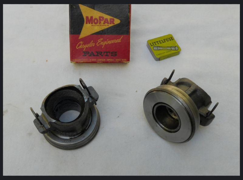 Nos 1941-1950 plymouth clutch throwout bearing assy dodge mopar 
