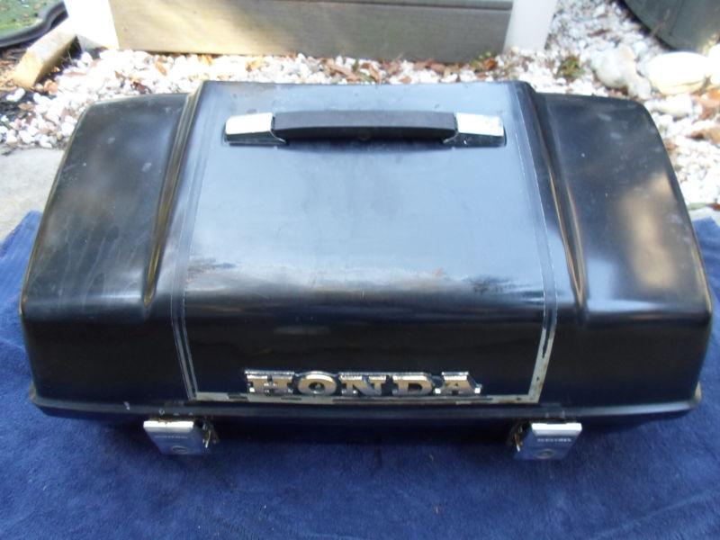 1982 honda goldwing tour package  trunk