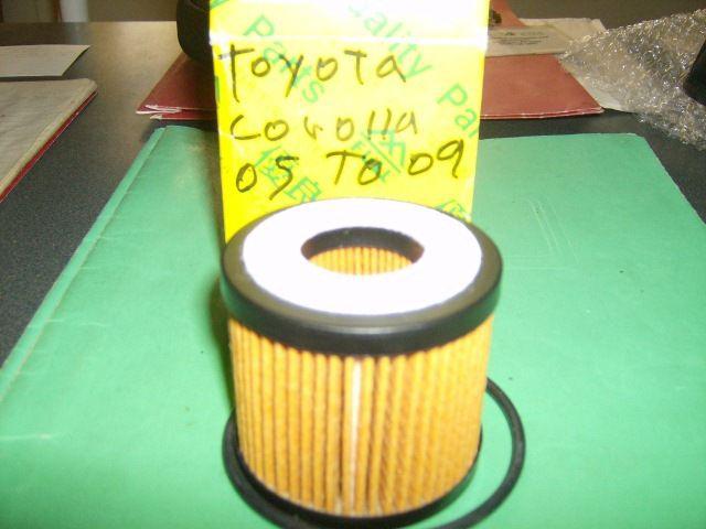 Toyota oil filter 04152-yzza6
