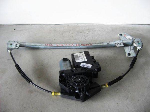 Peugeot 307 2001 front right door regulator [3613120]