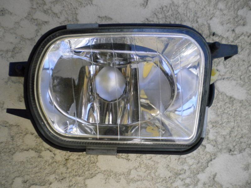 2001-2007 mercedes c-class fog light right 01, 02, 03, 04, 05, 06, 07