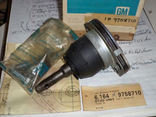 1973 1974 1976 1982 chevrolet truck cgp-1 blazer nos upper ball joint assembly