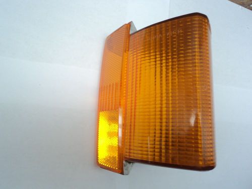 Oem 1972 mercury cougar front turn signal park lamp lens parking