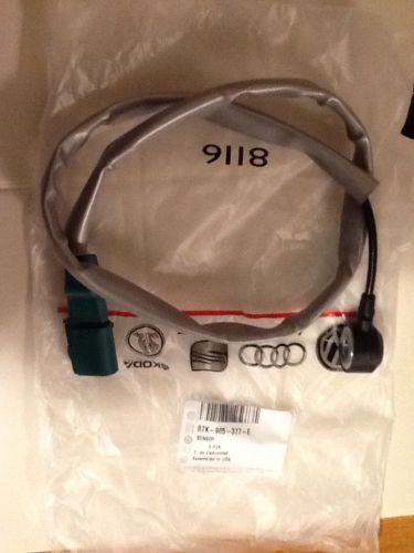 Volkswagen\audi 07k905377e genuine oem knock sensor