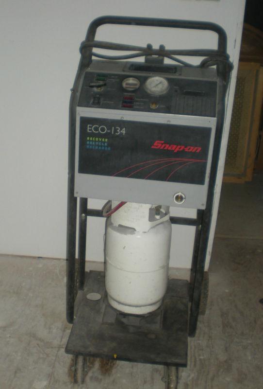 Snap on  eco- 134 a/c machine