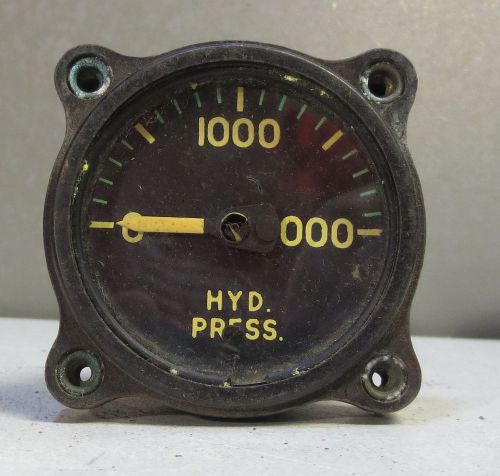 Vintage manning maxwell moore 8732 hydraulic pressure aircraft indicator gauge