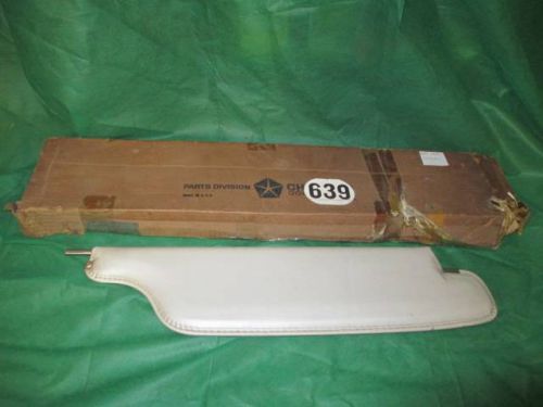 White sunvisor fits some 66 &amp; up models nos mopar 1130bw3