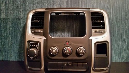 Dodge ram 1500 2500 3500 2013-2015 radio dash trim radio bezel oem (new)