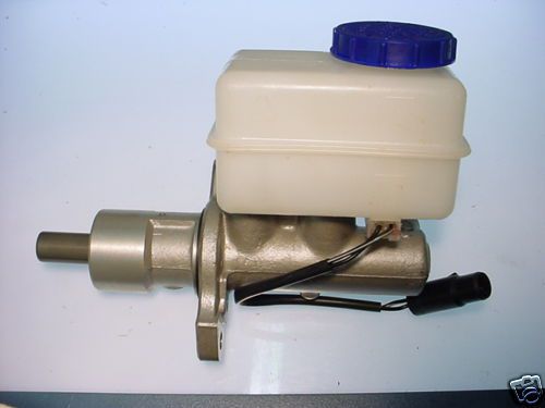 Brake master cylinder fits hyundai sonata m52703