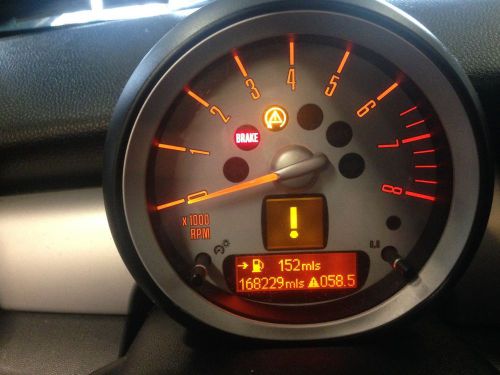 2008 mini cooper tachometer w/ odometer display