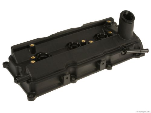 Genuine valve cover fits 2003-2006 nissan 350z  fbs