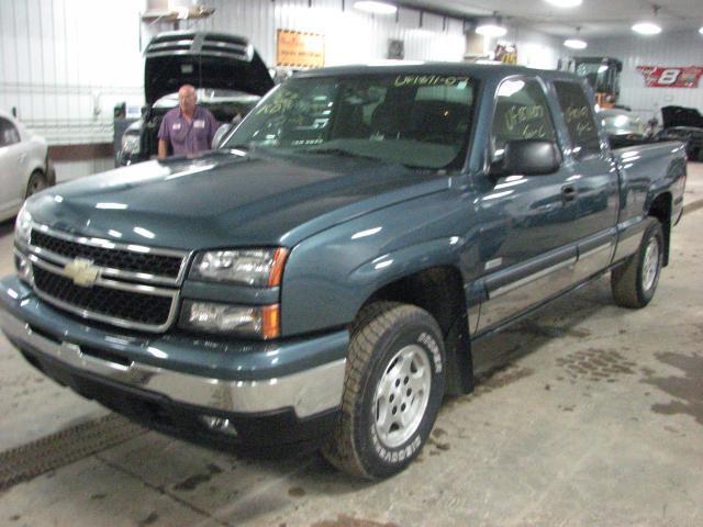 2007 chevy silverado 1500 pickup rear seat belt & retractor only lh driver gray