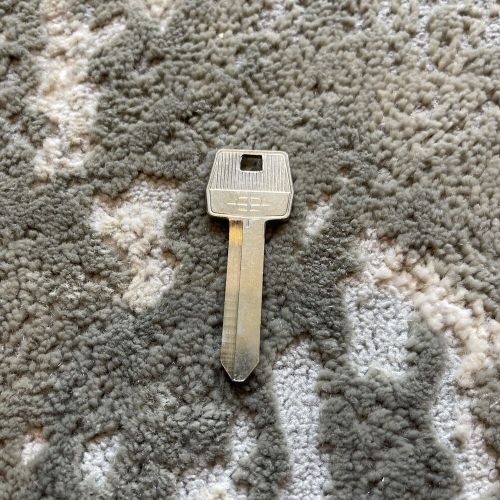 1 lincoln logo ignition oem key blank 1966 - 1983