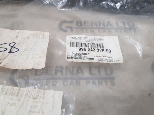 Genuine porsche 911 996 1997-2004 rear right side quarter window seal