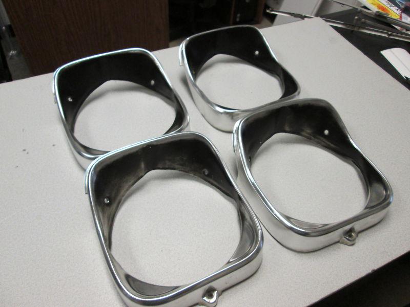 1969 69  chevelle el camino nice set of original headlight bezels