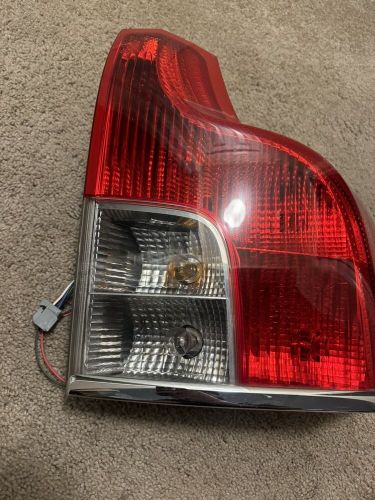 2007-2014 volvo xc90 right  taillight tail light lamp passenger side rh oem