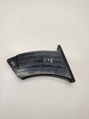 Bmw 5 e60 e61 2006 left front cup holder front 7063165 aaa2545