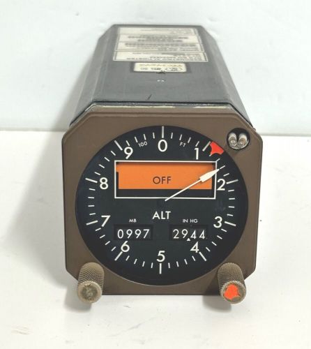 Boeing 757, 767 aircraft barometric altimeter p/n 4039892-904