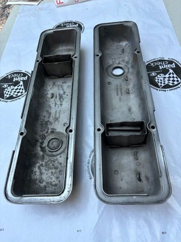 Gm oem finned valve covers camaro z/28 corvette 3965542+3989005