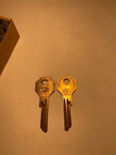 31 key blanks for vintage kaiser-frazer ignition/doors 1949-50 (x1199a)