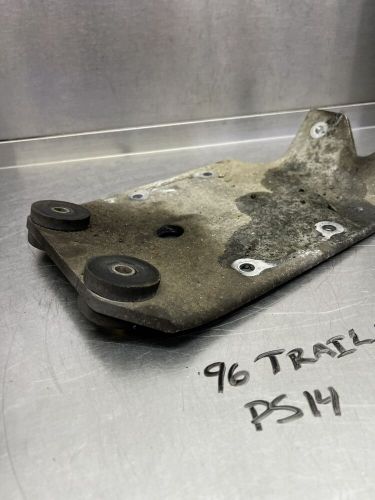 1998 97 96 98 polaris indy trail 440 500 motor mounting plate mount bracket