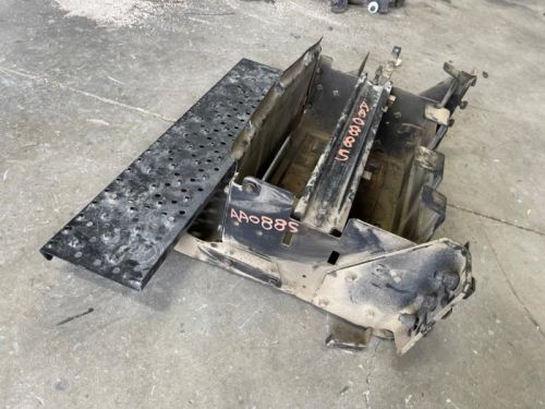 2010 hino 165 4cyl lh left under battery mount tray housing frame